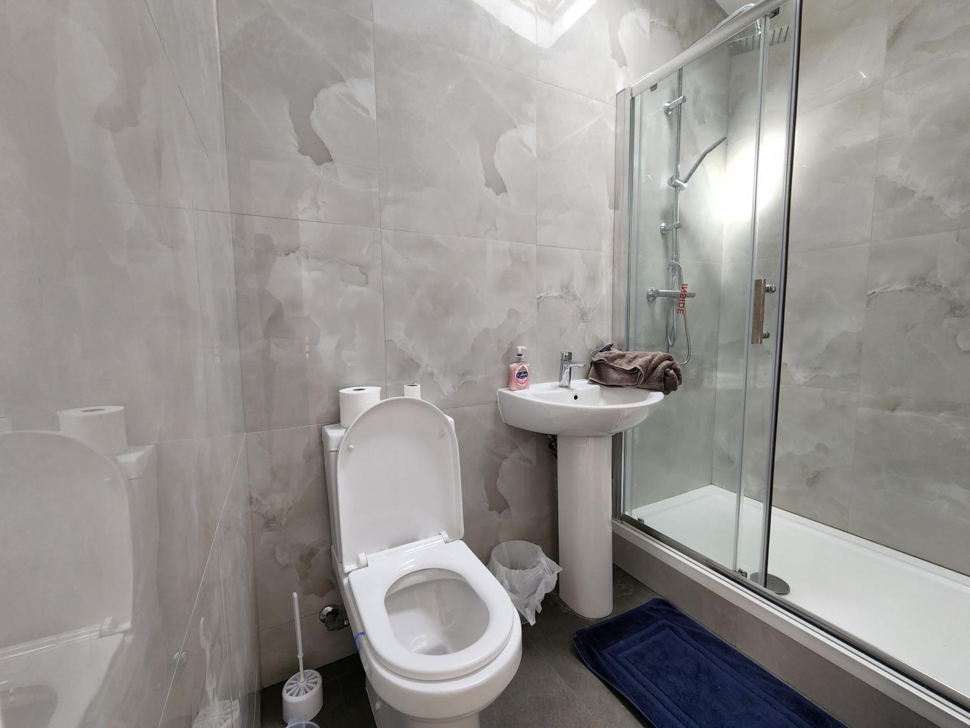 Ilford Towncentre Large Studio Екстериор снимка